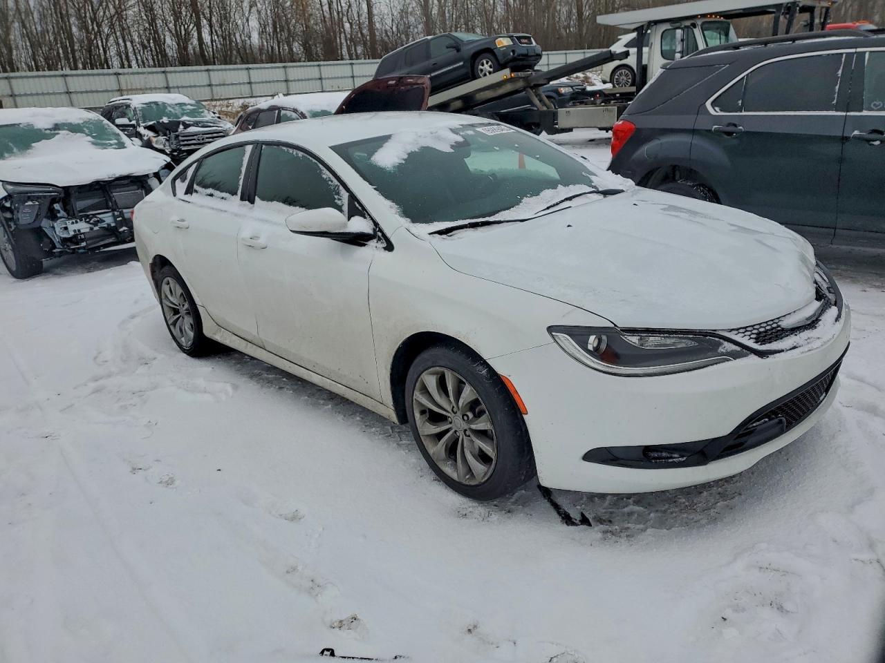 2015 Chrysler 200 s