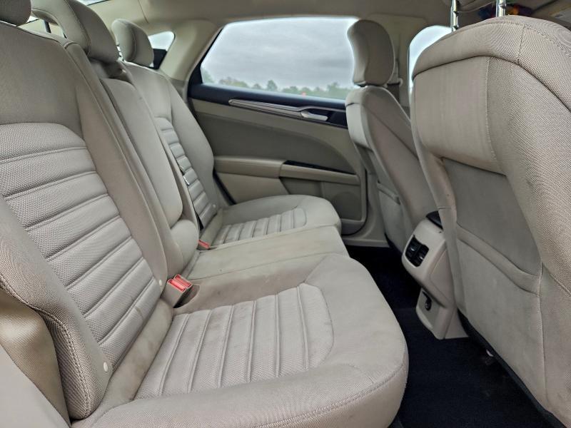 2017 Ford Fusion se Hybrid