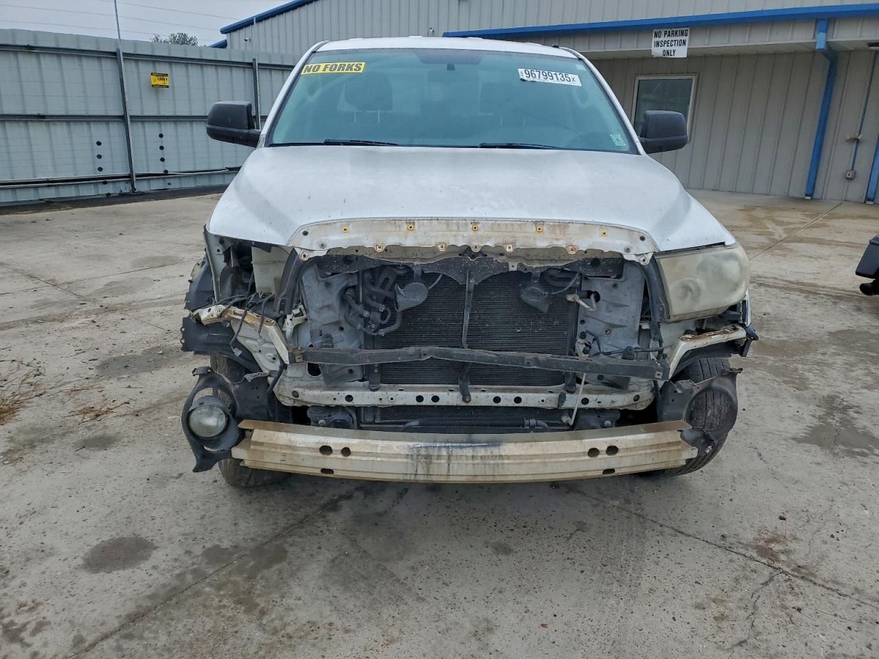 2011 Toyota Tundra Double cab SR5