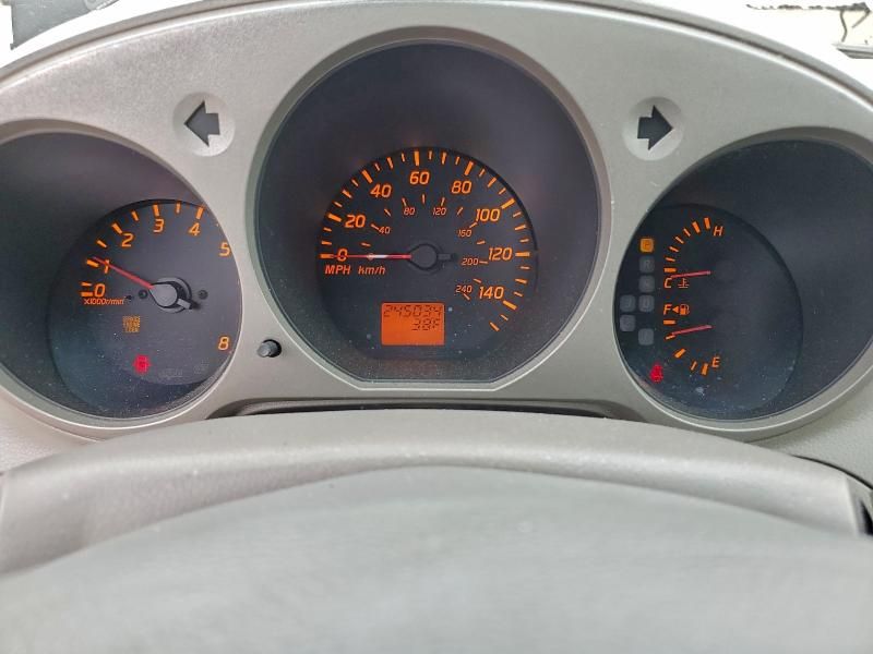 2002 Nissan Altima Base