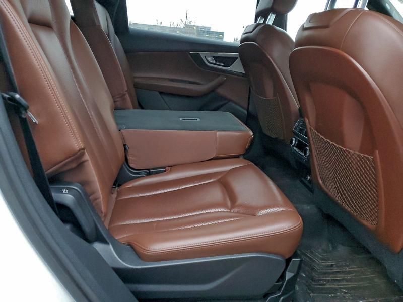 2018 Audi Q7 Premium Plus