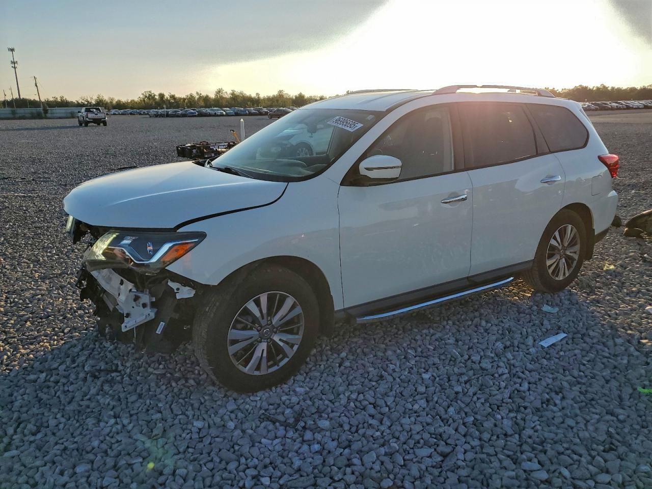 2020 Nissan Pathfinder s
