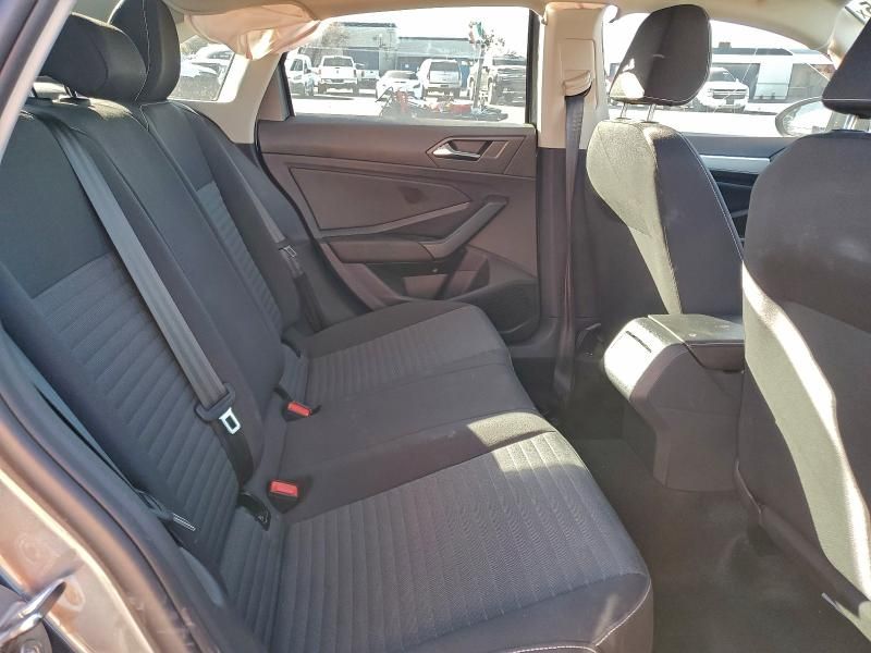 2025 Volkswagen Jetta s