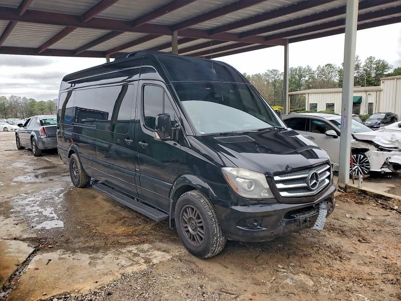 2014 Mercedes-Benz Sprinter 2500