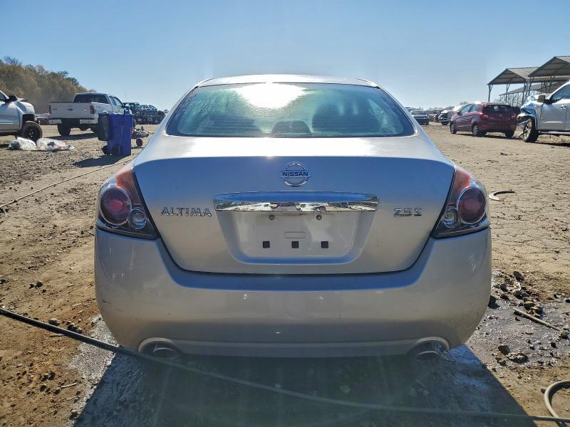 2011 Nissan Altima Base