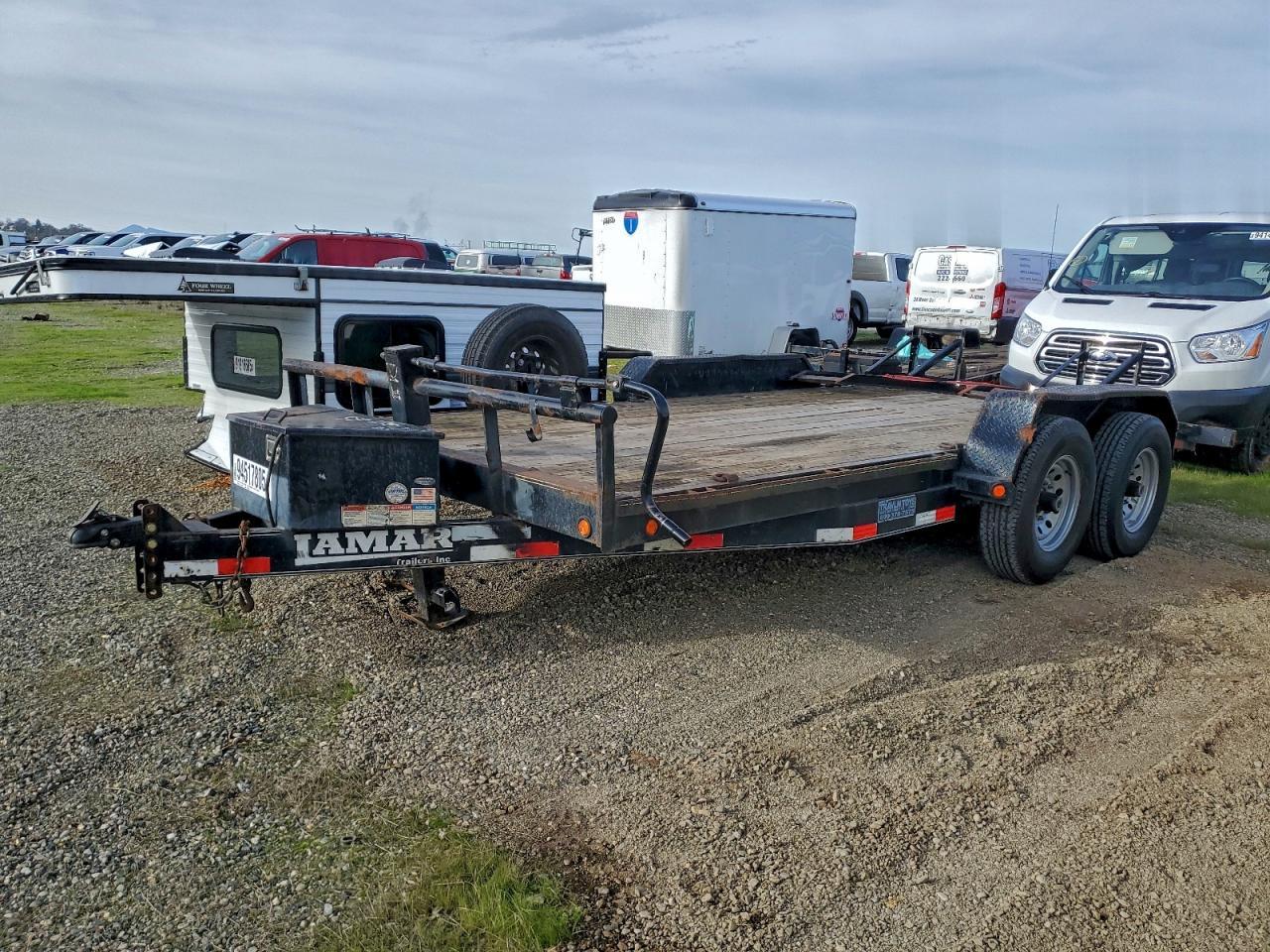 2016 Lamar Equipment Trailer