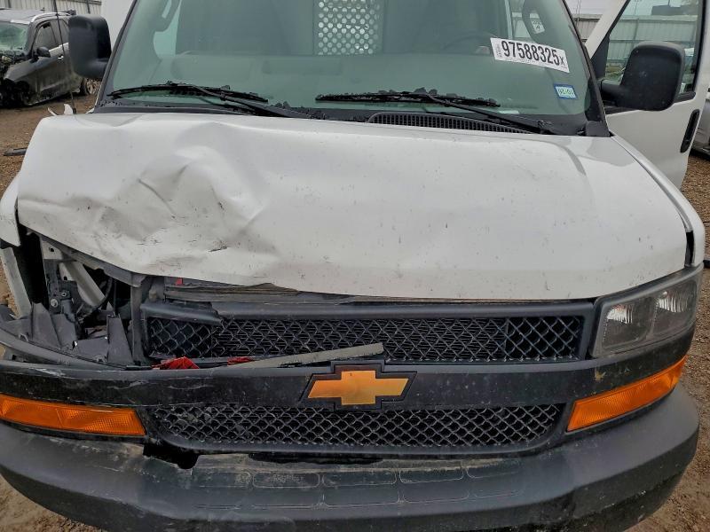 2024 Chevrolet Express G2500