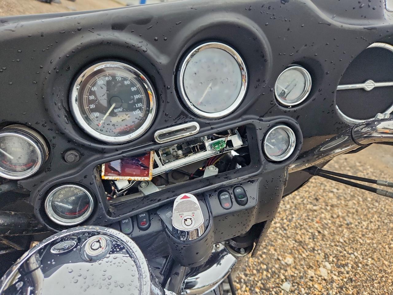2000 Harley-Davidson Flhtcui