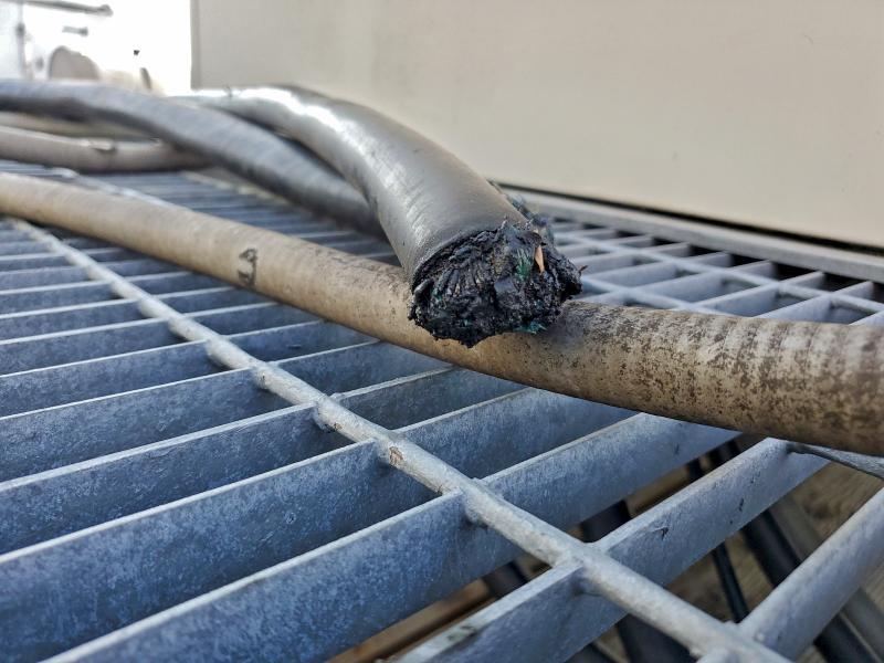 2005 Hmad 2005 MYY5 Trailer MODEL: 18