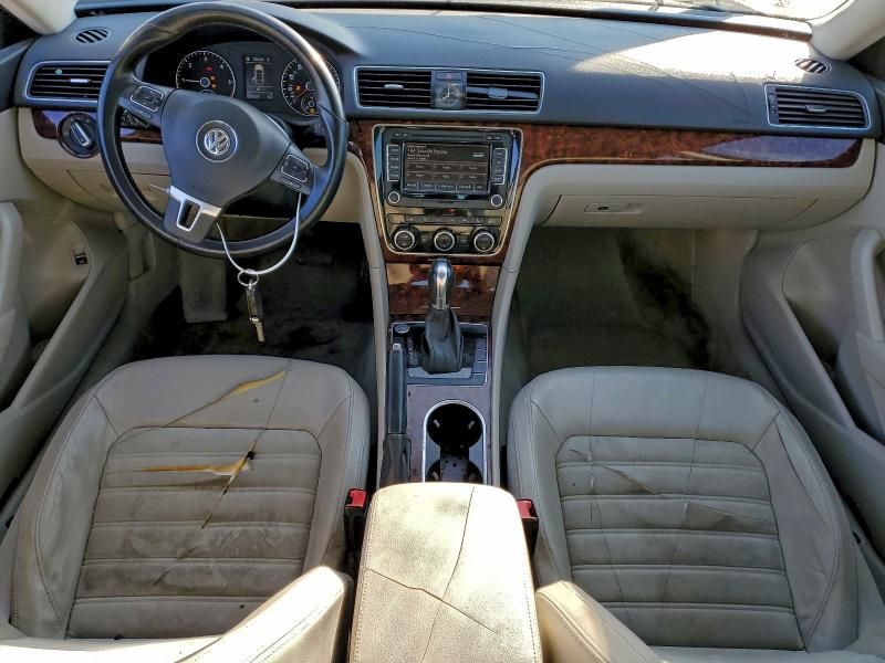 2013 Volkswagen Passat sel
