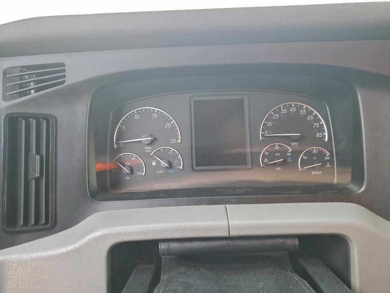 2020 Freightliner Cascadia 126 Semi Truck