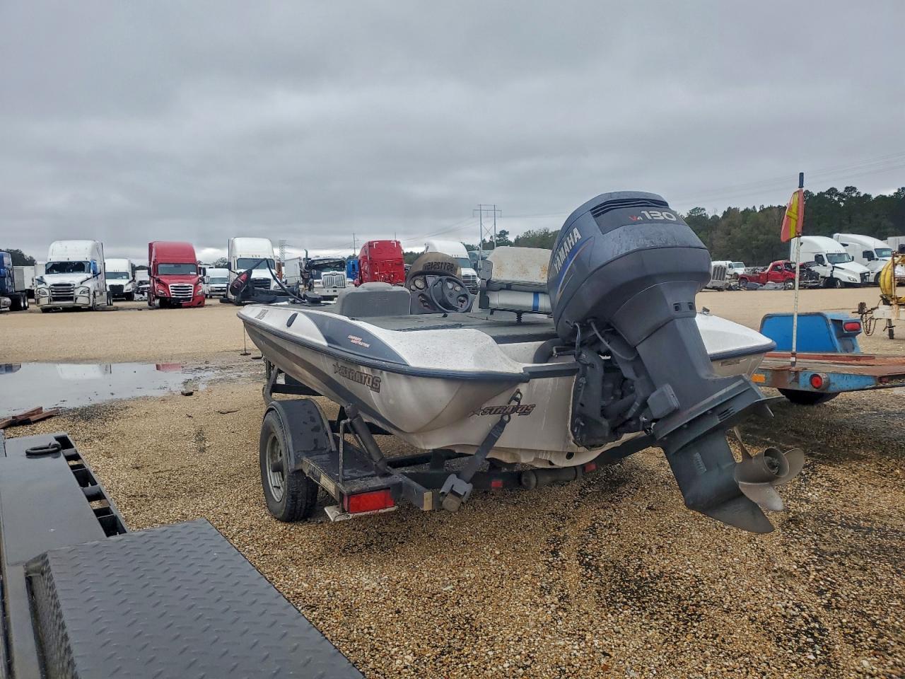 2003 Stratos Boat