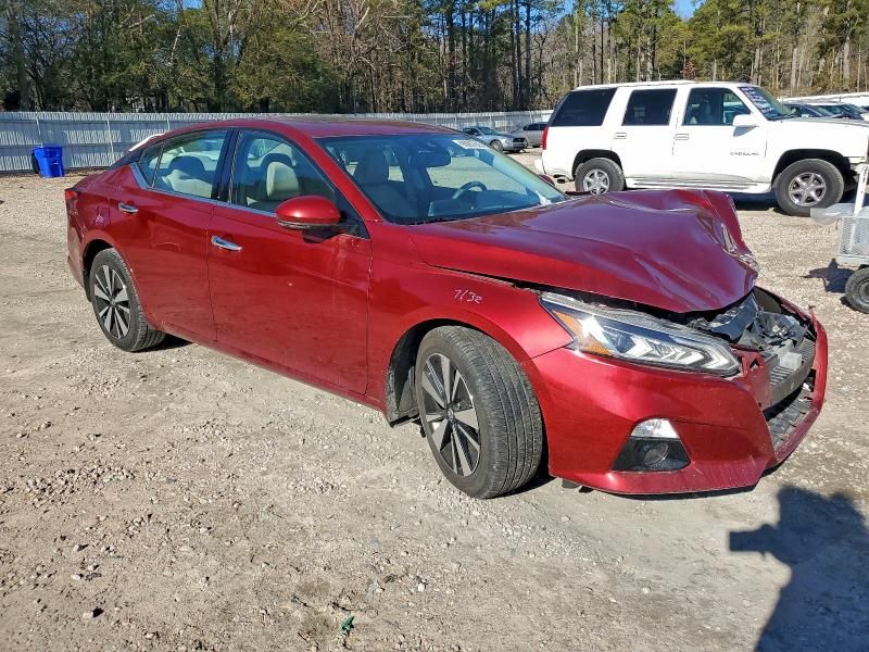 2019 Nissan Altima sv