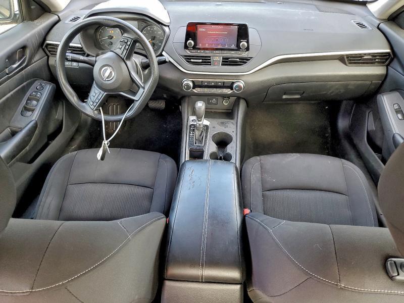 2023 Nissan Altima s