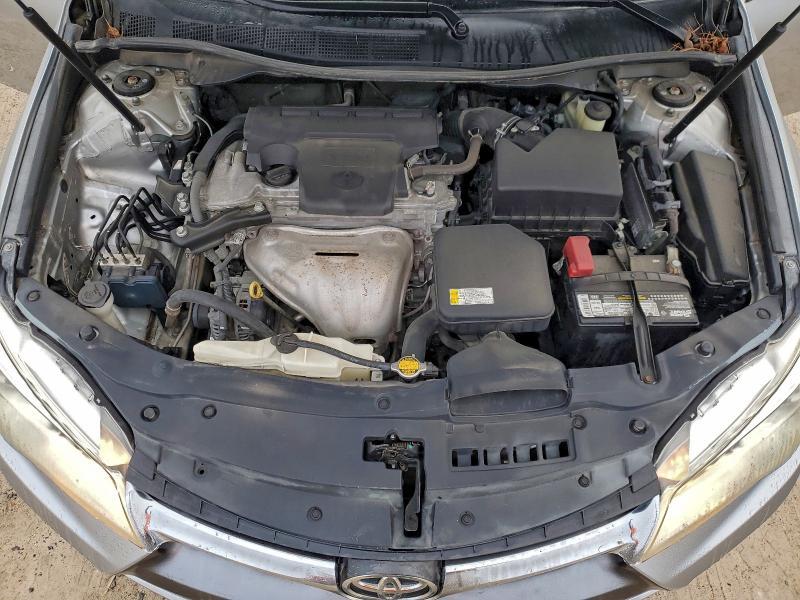 2015 Toyota Camry le
