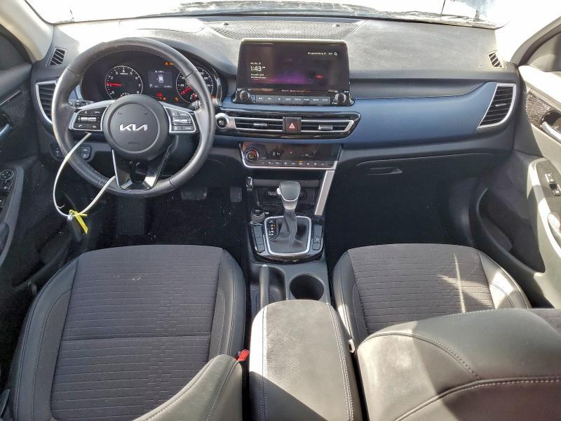 2023 KIA Seltos s