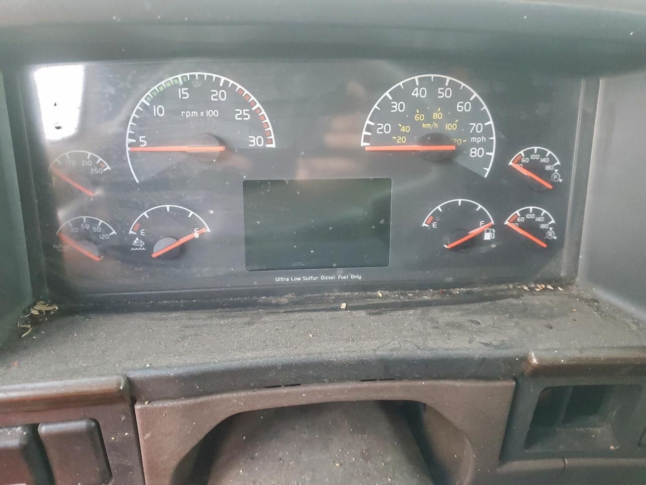 2017 Volvo VNL Semi Truck