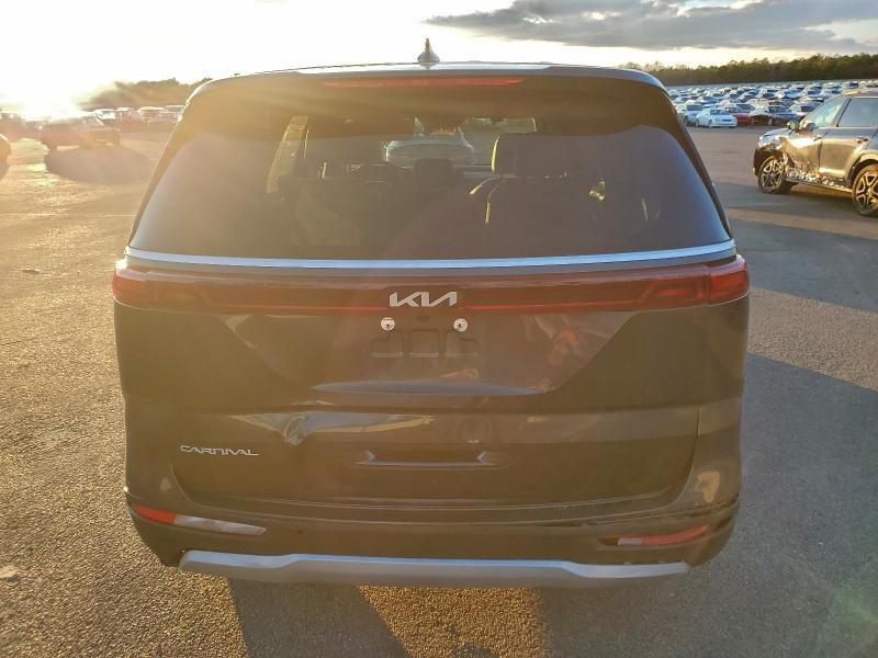 2024 KIA Carnival lx