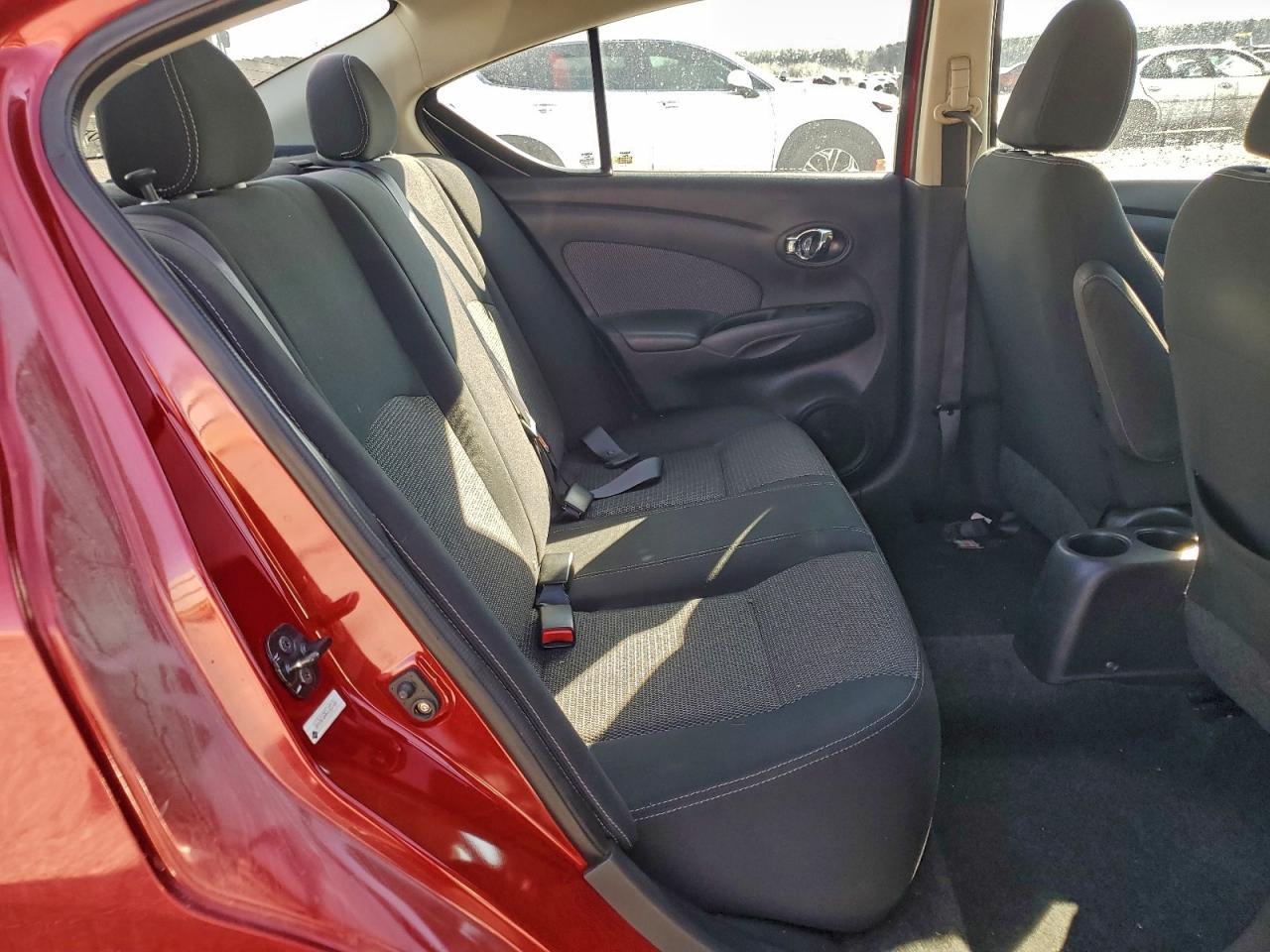 2014 Nissan Versa s