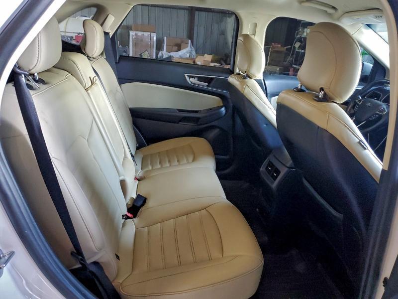 2019 Ford Edge sel