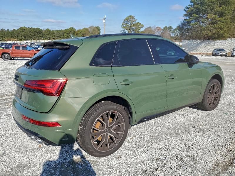 2022 Audi SQ5 Premium Plus