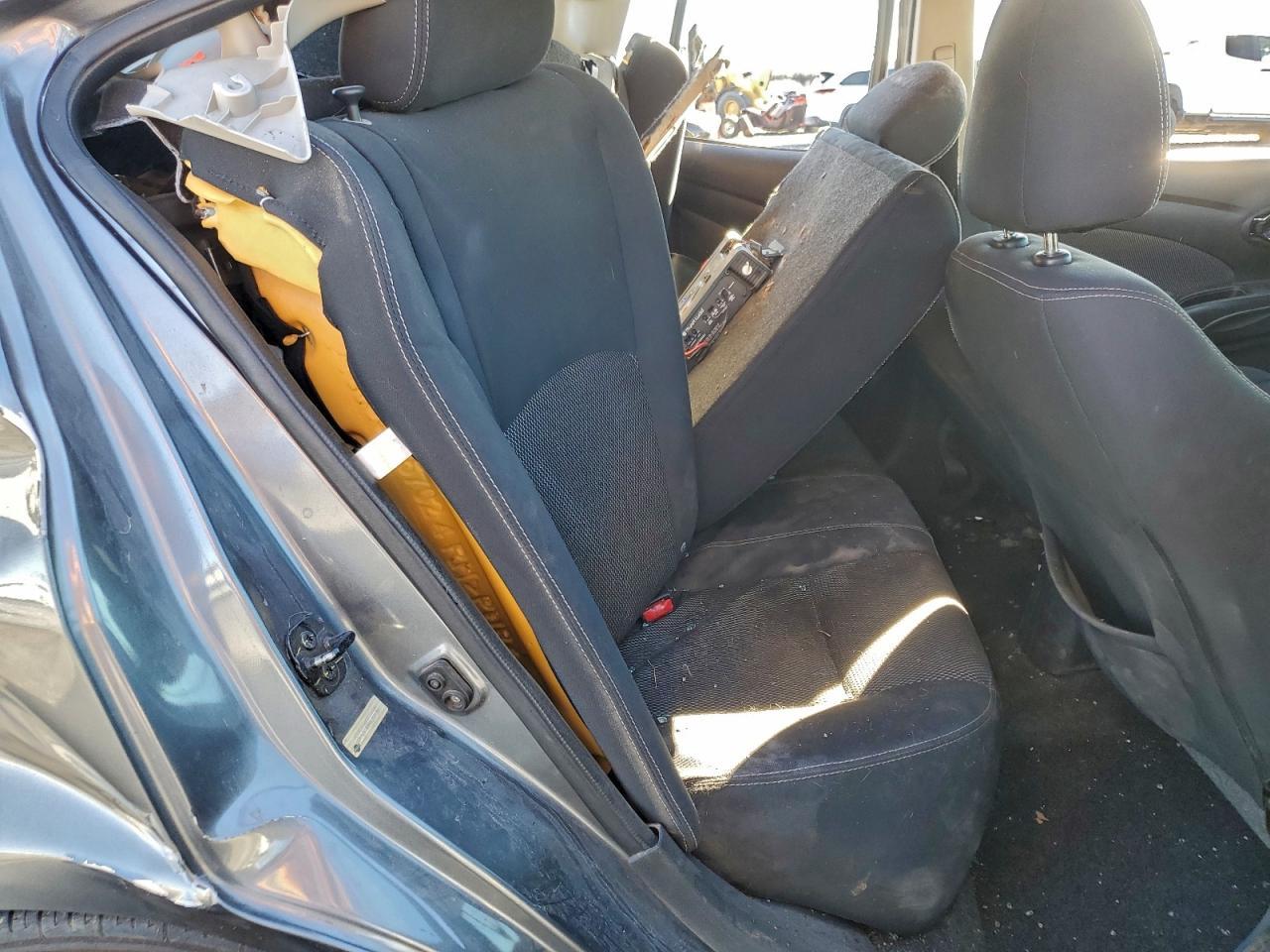 2016 Nissan Versa s