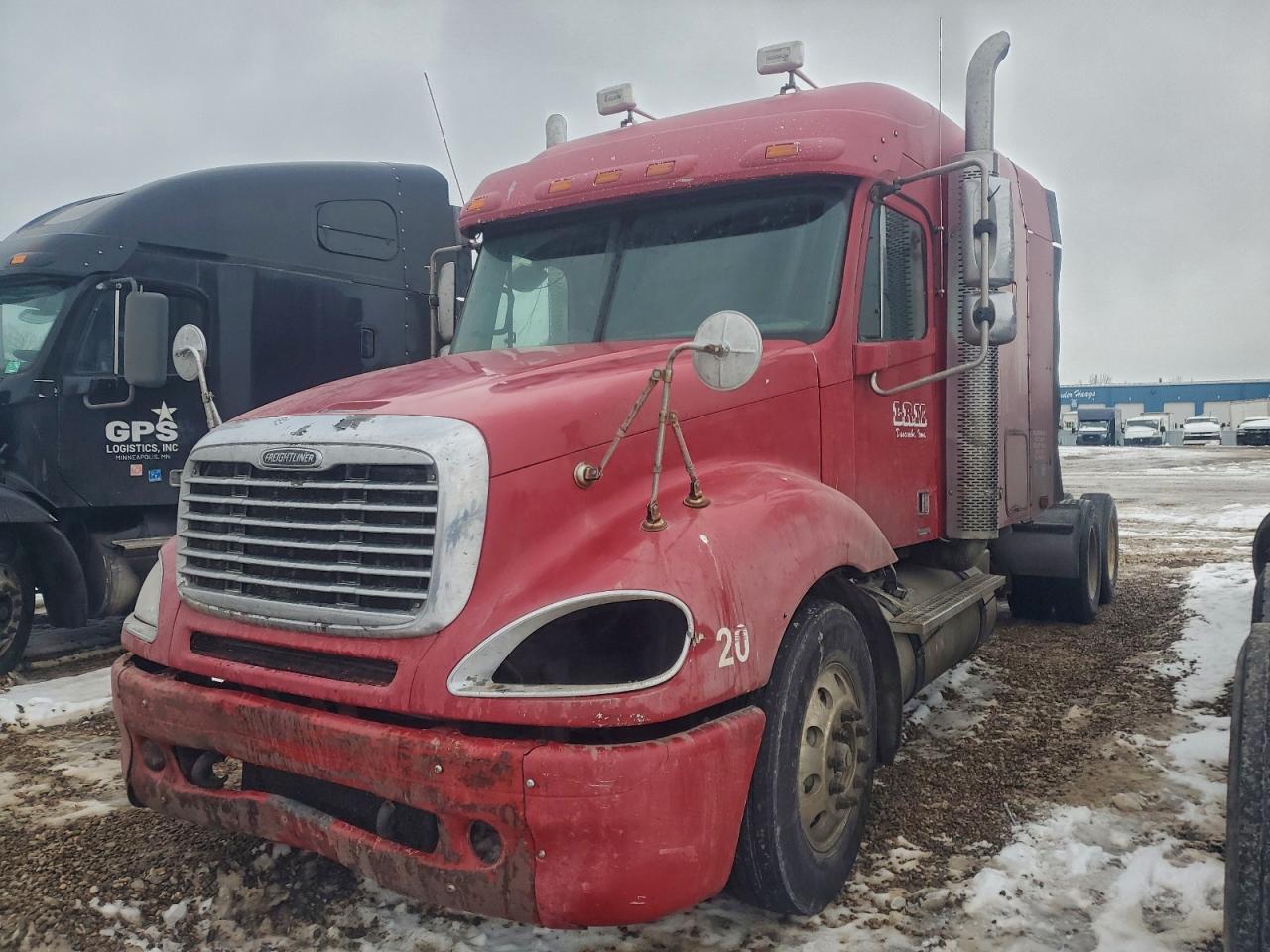 2007 Freigliner 2007 Freightliner Columbia 120 Semi Truck