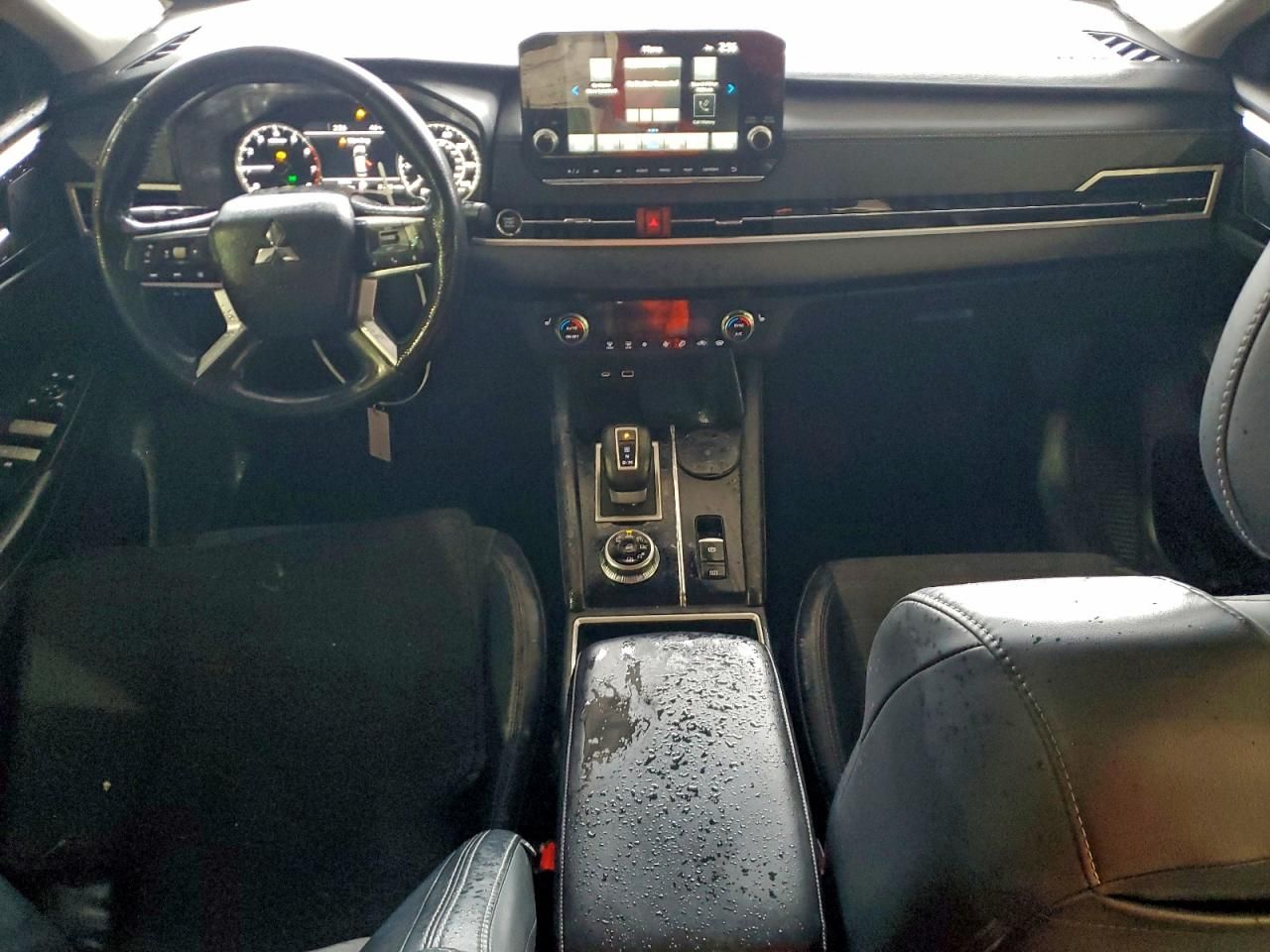 2022 Mitsubishi Outlander se