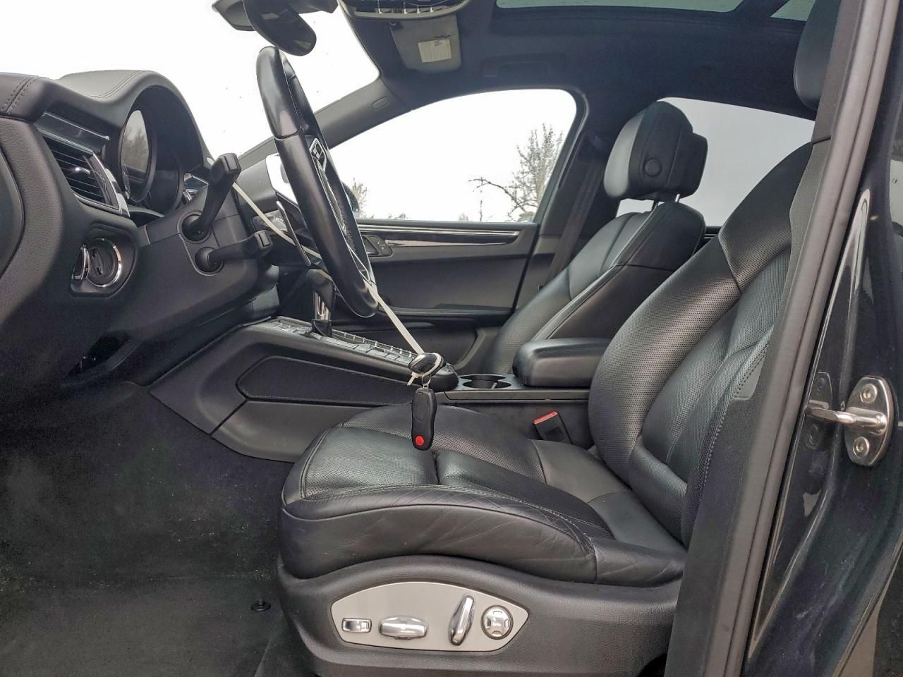 2017 Porsche Macan s