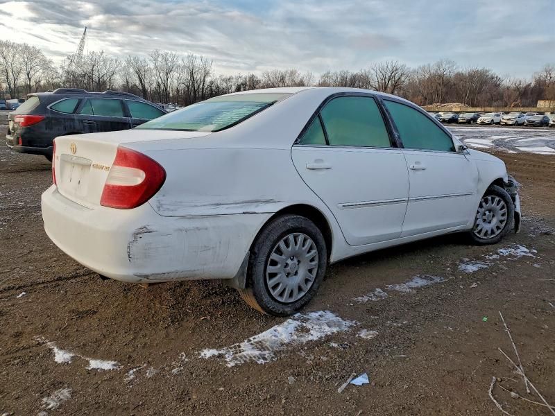 2004 Toyota Camry le