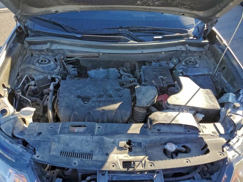 2019 Mitsubishi Outlander es