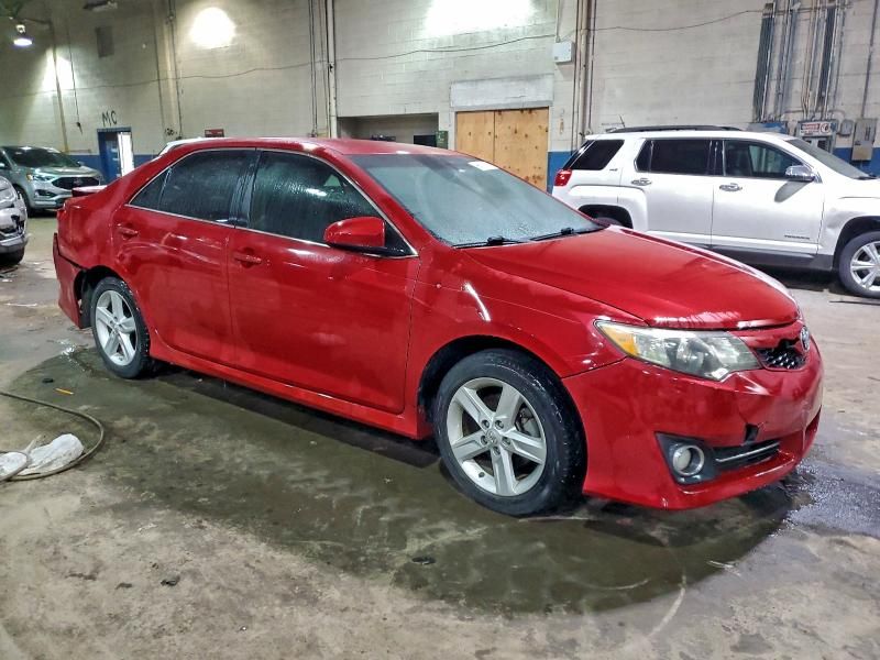 2013 Toyota Camry l