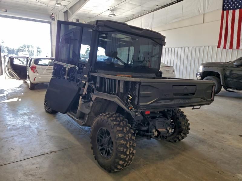 2026 Can-Am Defender Utility Vehicle