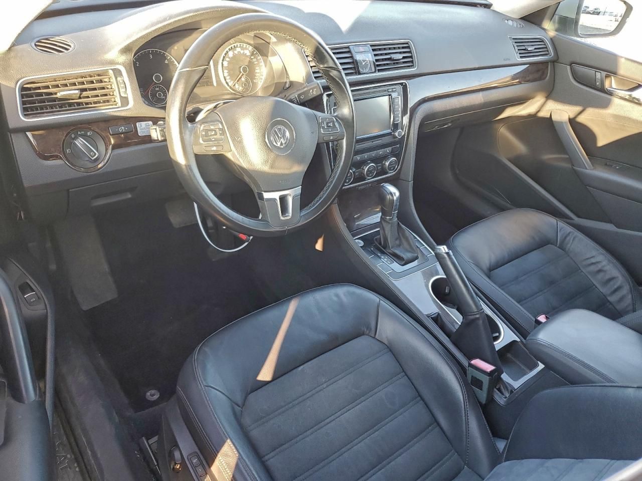 2014 Volkswagen Passat sel