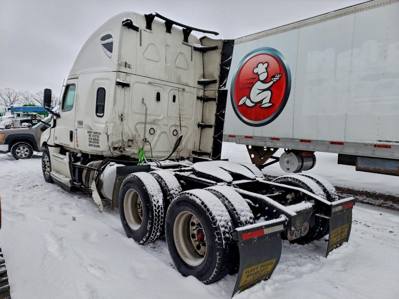 2020 Freightliner Cascadia 126