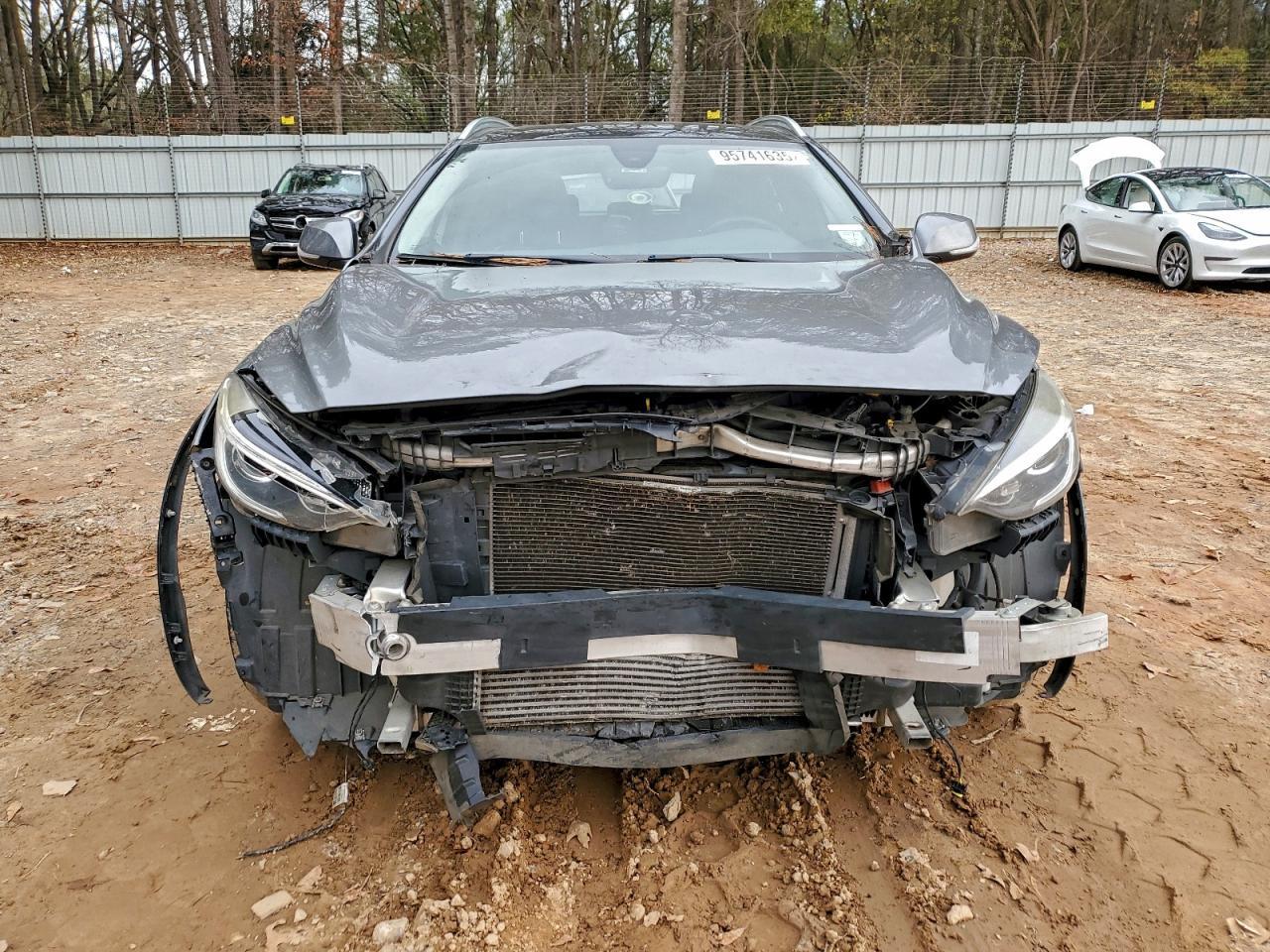 2018 Infiniti Qx30 Base