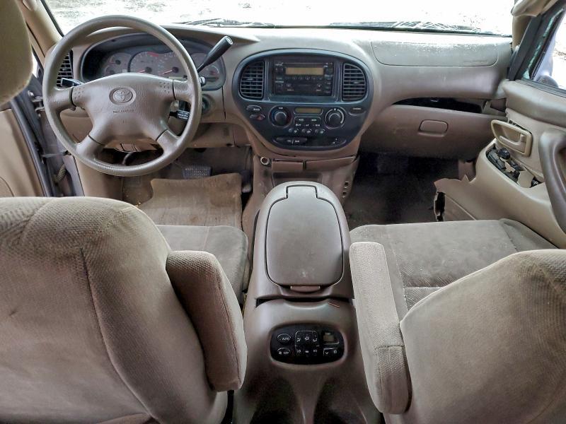 2002 Toyota Sequoia SR5