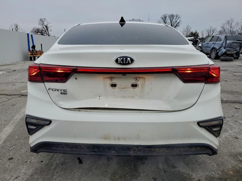 2020 KIA Forte fe