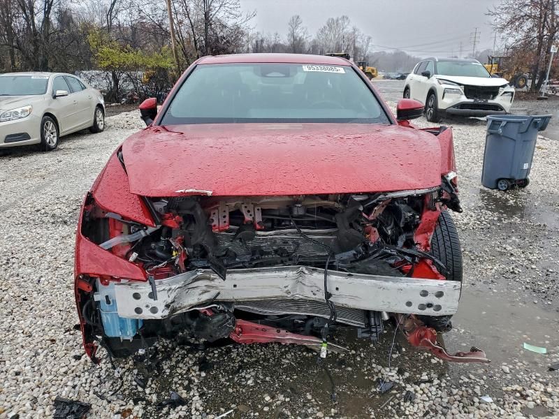 2024 Toyota Crown xle