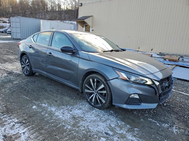 2022 Nissan Altima