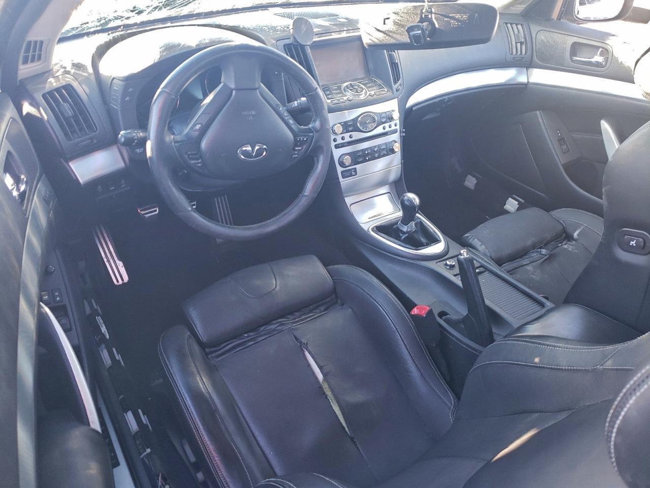 2015 Infinity Q60