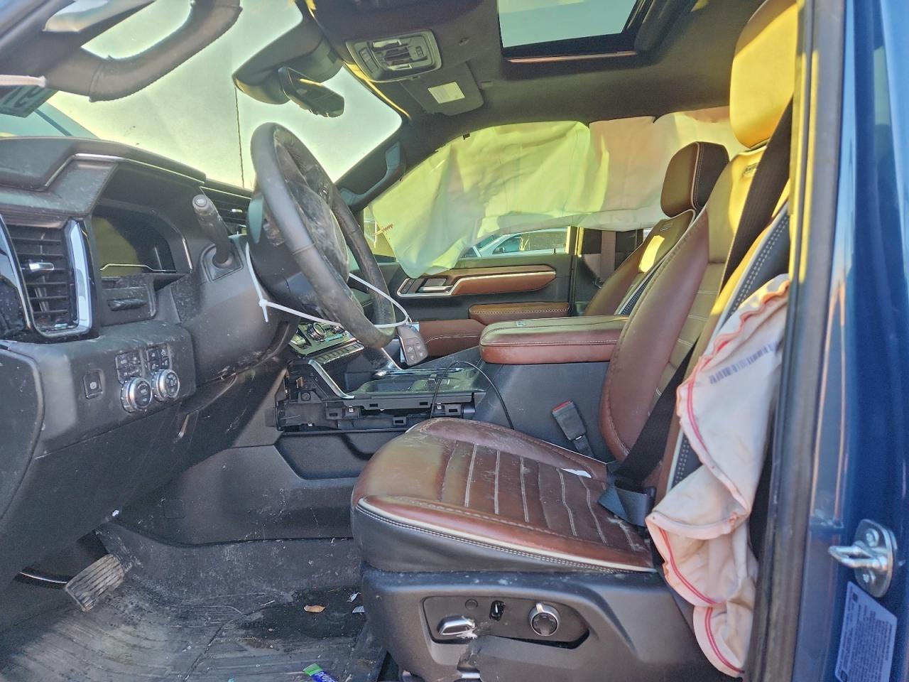 2025 GMC Sierra K2500 Denali Ultimate
