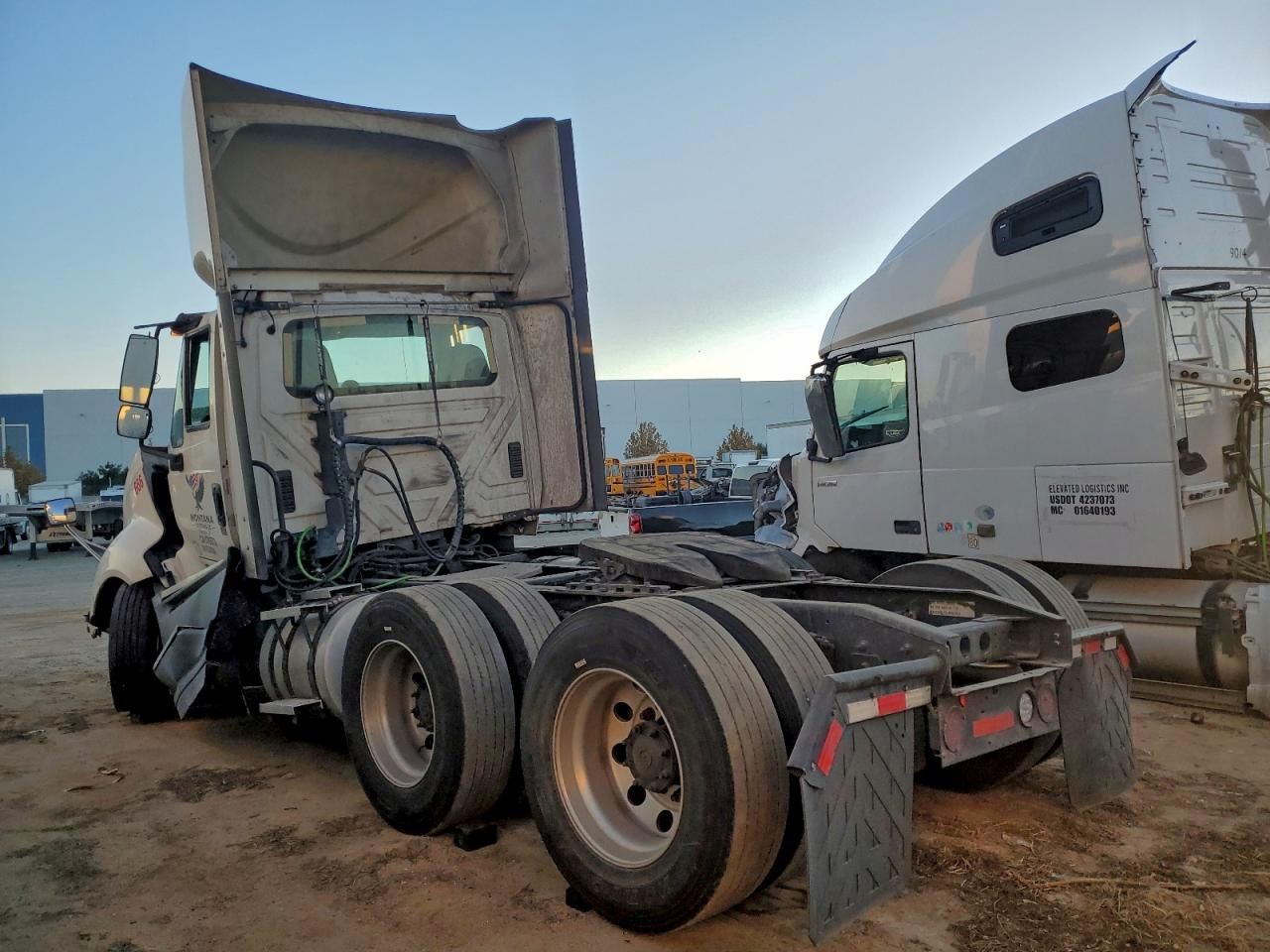 2015 International Prostar-Trailer Other