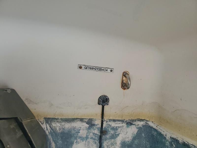 2004 Four Winds Winnsboat