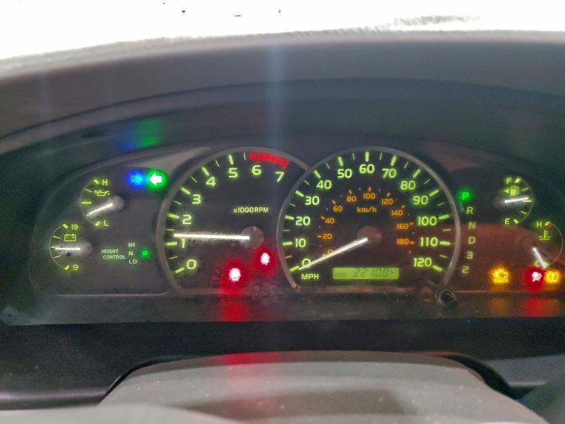 2005 Toyota Sequoia SR5