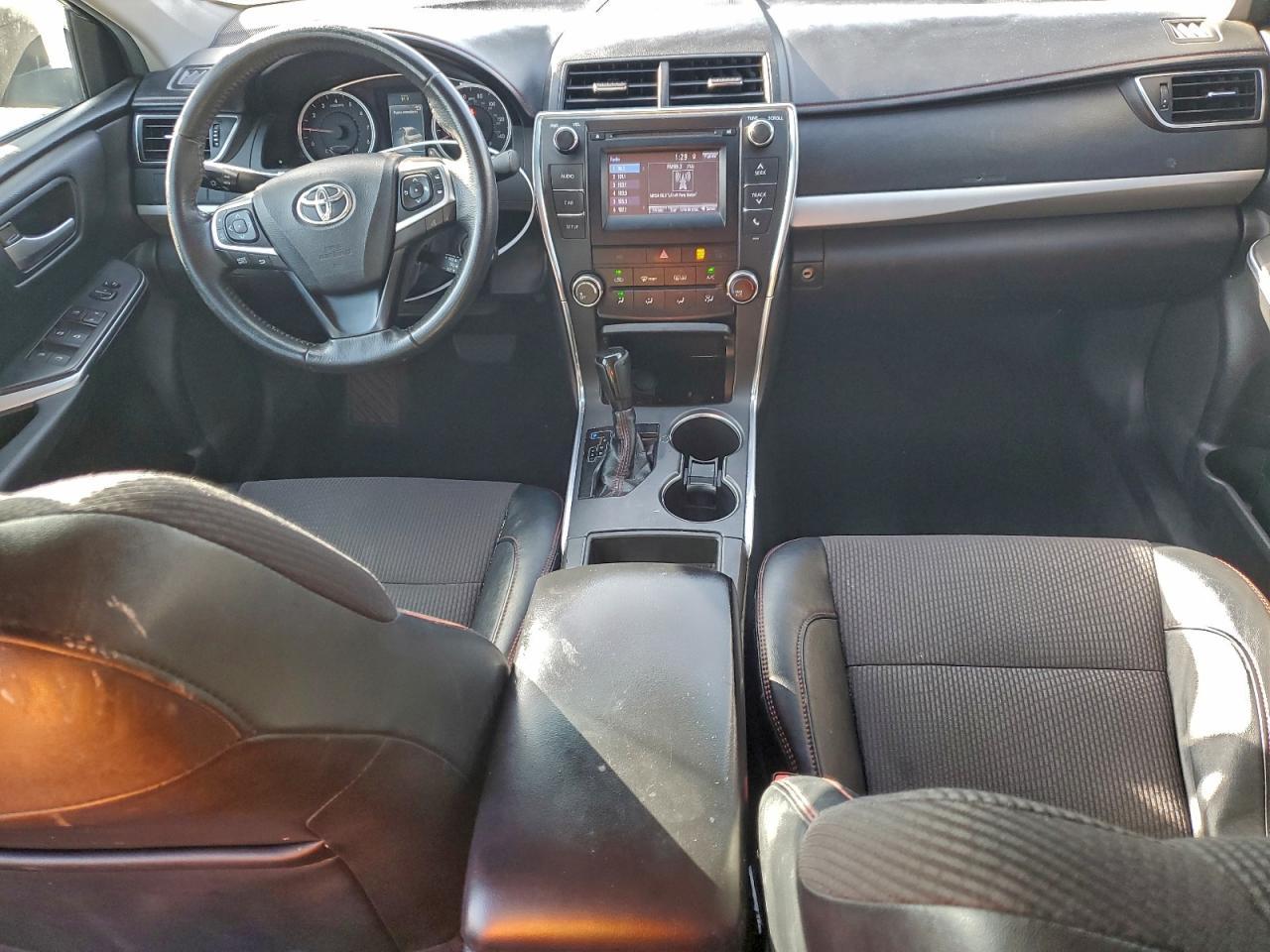 2017 Toyota Camry le
