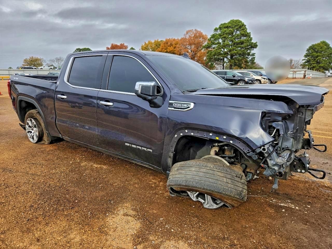 2024 GMC Sierra K1500 slt