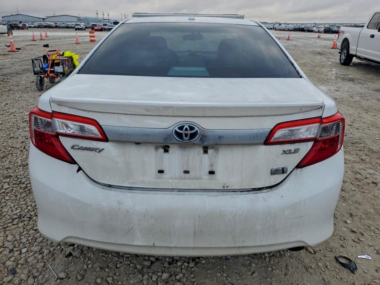 2013 Toyota Camry Hybrid