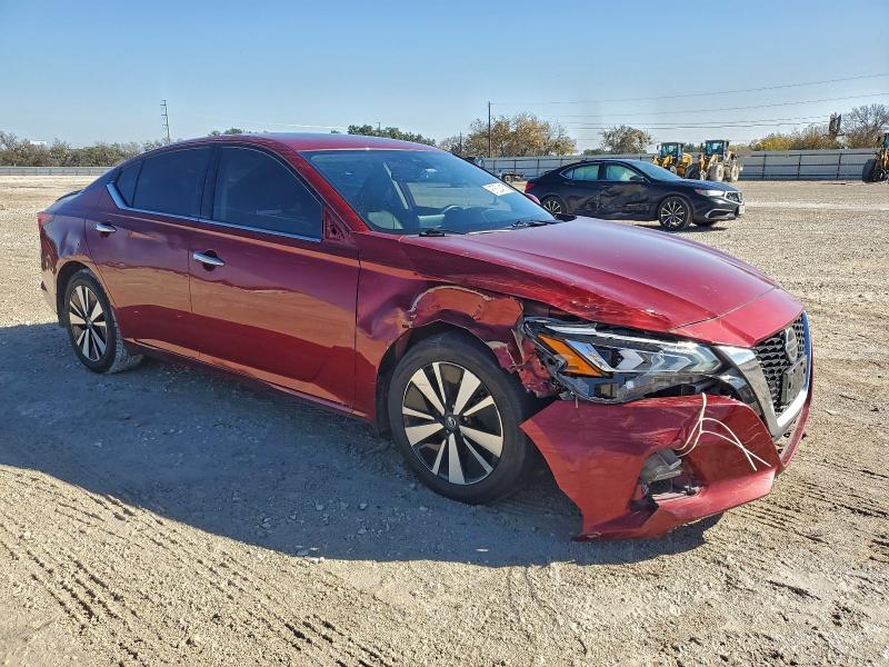 2020 Nissan Altima sl