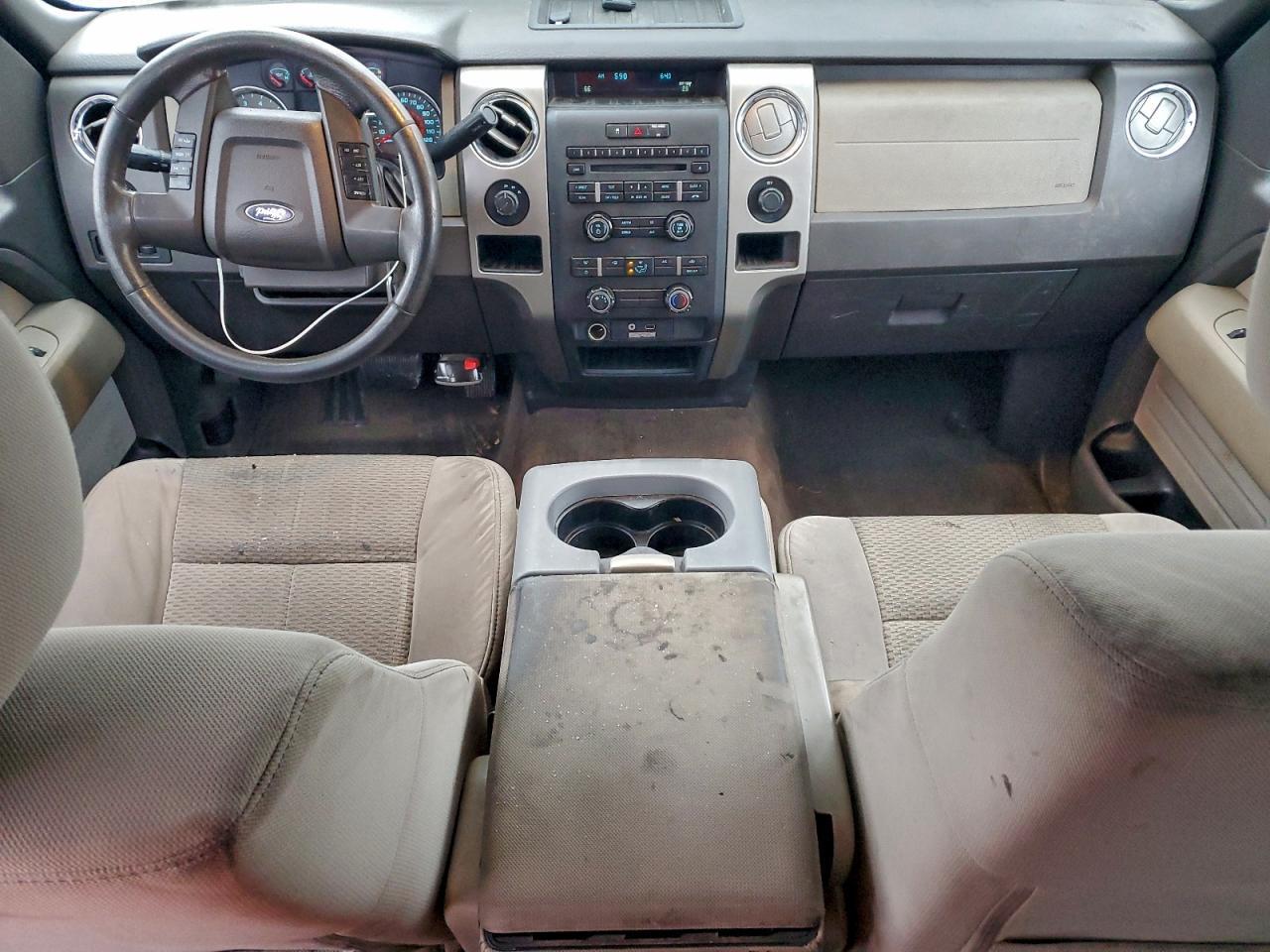 2010 Ford F150 Super cab